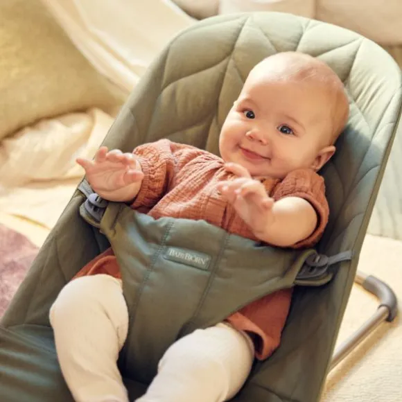 Baby Björn® Bouncer Bliss Cotton Kroonblad Quilt Zandgrijs