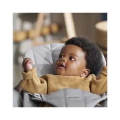 Baby Björn® Bouncer Bliss Cotton Kroonblad Quilt Zandgrijs