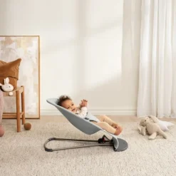 BabyBjörn Bliss Wipstoel – Geweven – Mélange Lichtroze