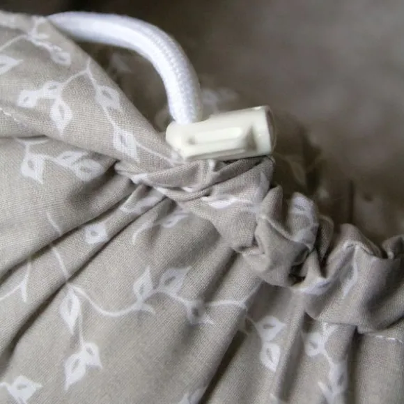 Babyjem Babynest met Speeltjes Grijs