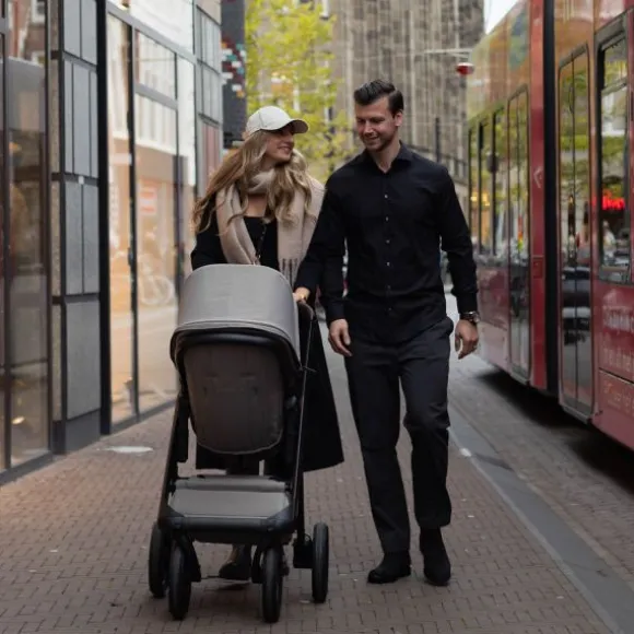 Dubatti One E6 Kinderwagen 2-in-1 - Black / Walnut Brown