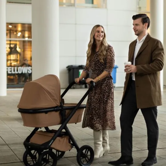 Dubatti One E6 Kinderwagen 2-in-1 - Black / Walnut Brown