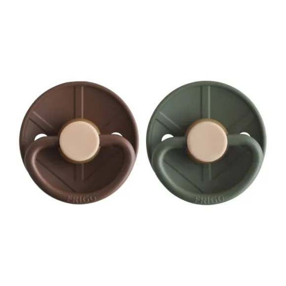 Frigg Fopspeen Little Viking Cocoa/Olive T2 6-18 mnd (2 stuks)