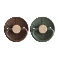 Frigg Fopspeen Little Viking Cocoa/Olive T1 0-6 mnd (2 stuks)