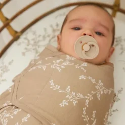 Meyco Baby SwaddleMeyco Inbakerdoek Gevoerd Branches Sand 0-3 Maanden