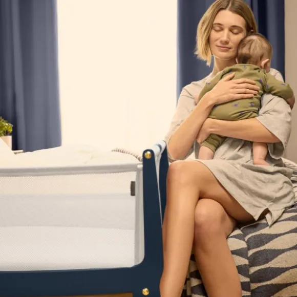 Snuz Bedside Crib SnuzPod Studio London Navy