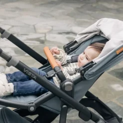 UPPAbaby Kinderwagen 2-in-1 Vista V3 Dillan Stone Blue Met Carbon Frame En Sand Leather