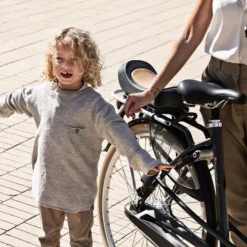 Urban Iki Achterzitje Junior Bincho Black / Kurumi Brown (met montage kader)